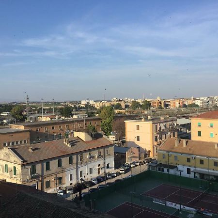 A 2 Passi Da Bed & Breakfast Foggia Exterior photo