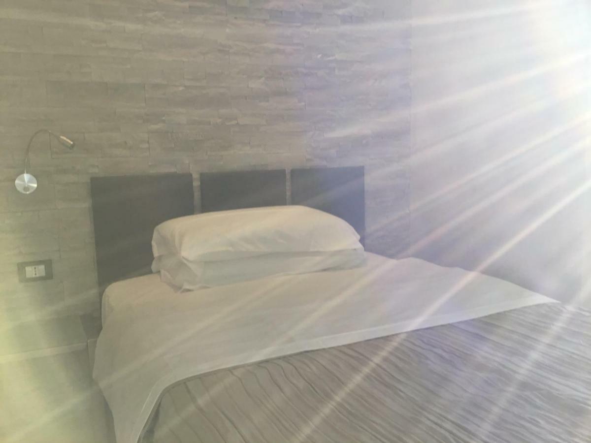 A 2 Passi Da Bed & Breakfast Foggia Exterior photo